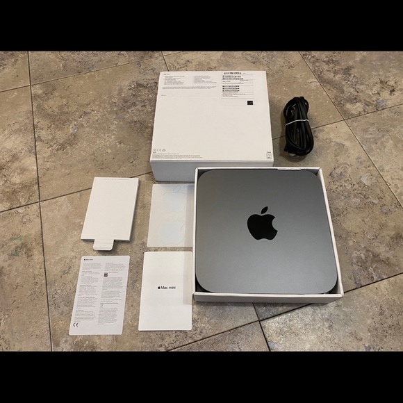 Mac 2018 Processor 3.6GHz Intel Core i3
Ram 8GB 2667 MHz DDR4
126GB SSD + 1TB HD - Picture 7 of 13